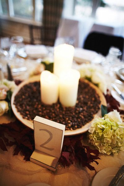 Candles and coffee beans Kitchen Table Centerpiece Ideas, Coffee Bridal Shower, Coffee Bean Candle, Coffee Bar Wedding, Table Centerpiece Ideas, Kitchen Table Centerpiece, Coffee Party, Coffee Wedding, Coffee Theme