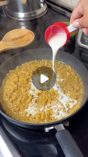 Samiya Jakubowicz on Instagram: "This pasta is so comforting & KID APPROVED

Chicken Broth Ditalini, saw this one circulating and made some small changes, substituted the chicken broth with bone broth for some extra protein 🫶🏻

Recipe:
2 Tbsp Olive Oil
2 Tbsp minced garlic
1 and 1/4 cup ditalini pasta
2 cups chicken broth, (substituted with one cup bone broth, and one cup of water)
A quarter cup heavy whipping cream
2 tablespoons of butter butter
Salt and pepper to taste 
1/4 Parmesan cheese

 #ditalini #bonebroth #pastarecipe #cookingasmr" Pasta Cooked In Chicken Broth, Ditalini Pasta Recipes, Recipes With Ditalini Pasta, Ditalini Pasta, Extra Protein, Chicken Chick, Cup Of Water, Whipping Cream, Bone Broth