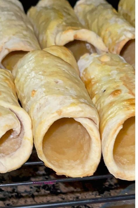 Cannoli Dough Recipe, Baked Canoli Shell Recipe, How To Make Canolli Shells, Canoli Shell Recipe Easy Cannoli Shells, Easy Cannoli Filling, How To Make Cannoli Shells, Cannoli Shells Easy, Easy Cannoli Shells, Conoli Recipe Shell