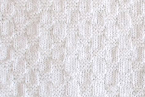 Marianna's Lazy Daisy Days: Willow ~ Preemie Baby Blanket Daisy Patterns, Charity Knitting, Casting Off Knitting, Knit Baby Blanket Pattern Free, Preemie Baby, Knitting Patterns Free Blanket, Knitting For Charity, Baby Blanket Size, Baby Hat Knitting Pattern