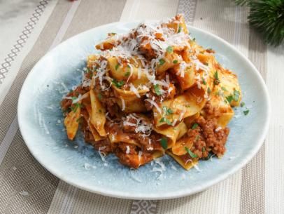 Beef Bolognese, Fabio Viviani, Bolognese Sauce Recipe, The Kitchen Food Network, Bolognese Recipe, Mild Italian Sausage, Bolognese Sauce, Pasta Sauce Recipes, Fresh Pasta