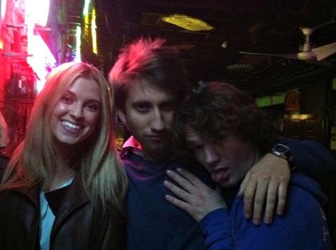 Barbara Dunkelman ✚ Gavin Free ✚ Michael Jones ✚ Achievement Hunter ✚ RoosterTeeth Buck Hunter Arcade, Fake Dating Adrian Hunter, Gavin Free, Plaque Teeth, Achievement Hunter, Rooster Teeth, Voice Actor, Dan And Phil, Rwby