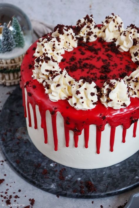 Red And Black Cake Design, Red Velvet Cake Decorating Ideas, Red Velvet Cake Decoration, Red Velvet Birthday Cake, Easy Red Velvet, Janes Patisserie, Red Velvet Brownies, Red Velvet Cake Recipe, Velvet Cake Recipes