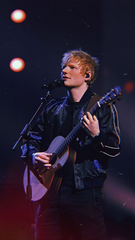 Ed Sheeran at BRITs in 2022 | Ed sheeran, Singer, Teddy photos Ed Shiran, Teddy Photos, Ed Sheeran Love, Cardi B Pics, Celebrity Singers, Trending Songs, Favorite Song, Justin Timberlake, The A Team