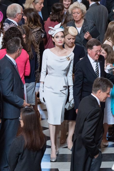 Angelina Jolie Just Took Fashion Tips From Meghan and Kate — Someone Make Her a Princess ASAP Ralph And Russo Dress, Angelina Jolie Dress, Royals Fashion, Angelina Jolie Style, Angelina Jolie Photos, Robes Glamour, Ivory Gown, Ralph Russo, Estilo Real