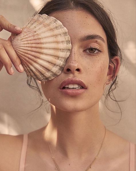 Summer vibes | #opulentmemory Pearl Beach, Poolside Fashion, Beach Shoot, Studio Photoshoot, Beauty Shoot, Beach Photoshoot, Super Natural, Aesthetic Images, Fashion Photoshoot