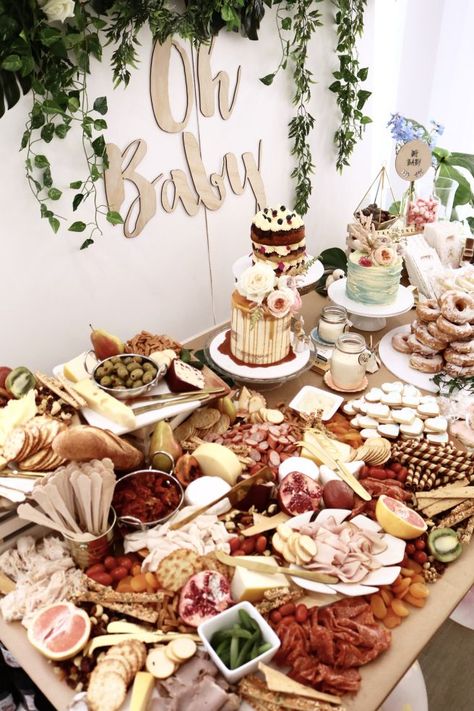 Baby shower food ideas | charcuterie board Wedding Platters, Idee Babyshower, Baby Shower Brunch, Baby Shower Inspiration, Grazing Tables, Shower Food, Rustic Baby Shower, Food Table, Birthday Food