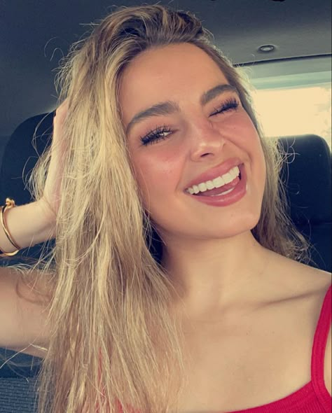 Addison Rae Photo, Addison Rare Pics, Sound Pictures, Addison Photos, Pouty Face, Addison Rares, Charli Damelio Photos, Snap Story, Rare Videos