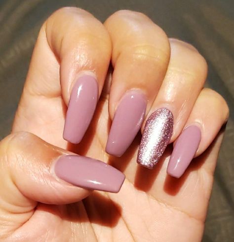 DND Duo gel polish #489 Vintage Purple #707 Sweet Nothing Debs Nails, Frost Nails, Pink Birthday Nails, Pink Glitter Nails, Cute Nail Art Designs, Nail Fashion, Glitter Nail, Cute Nail Art, Acrylic Nails Coffin