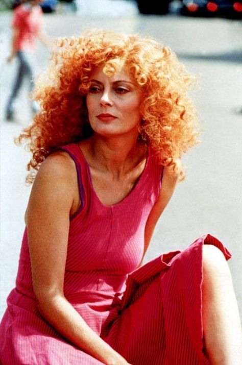 Susan Sarandon Witches Of Eastwick, The Witches Of Eastwick, Laura Palmer, She's A Lady, Susan Sarandon, Up Girl, Celebrity Photos, American Actress, Look Fashion