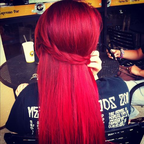 Fire Engine Red Hair, Colourful Hair, Dye Ideas, Hair Idea, Long Red Hair, Awesome Hair, Hair Coloring, Colored Hair, Dye My Hair