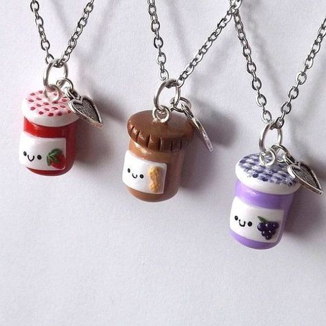 Fimo Kawaii, Crea Fimo, Polymer Clay Kawaii, Three Best Friends, Funny Gifts For Friends, ดินปั้น Polymer Clay, Tanah Liat, Friend Jewelry, Bff Necklaces