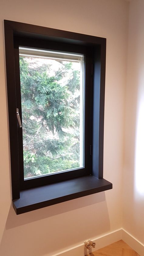 Black Windowsill, Black Window Sills Interior, Window Granite, Window Sill Decor, Black Window Frames, Corridor Design, Black Window, Industrial Living, Black Windows