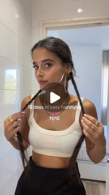 Carolina on Instagram: "One moreeee 🤝🏽💘 #fyp #fy #easyhairstyles #hair #longhair #hairstyle #hairtutorial #longhair #hairideas #hair #hairstyles #hairtok #hairtutorial #easyhairstyles #hairstyle" Short Greasy Hair Hairstyles, Greasy Hair Hairstyles Medium, Hair Inspiration Mid Length, Rain Hairstyles, Airplane Hairstyles, Healthy Hairstyles, Straight Hairstyles For Long Hair, Easiest Hairstyles, Easy Hairstyles For Thick Hair