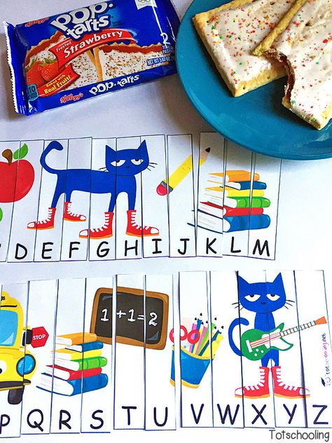 FREE printable Alphabet Sequence Puzzle with Pete the Cat. Great activity for Back to School, or can be used as a book activity for Rockin' in my School Shoes, I Love my White Shoes, Too Cool for School, or The Wheels on the Bus. Pet Crafts Preschool, Clothing Study, Pet Crafts, Abc Puzzle, Free Printable Alphabet, Storytime Crafts, Pet Theme, Pete The Cats, Author Study