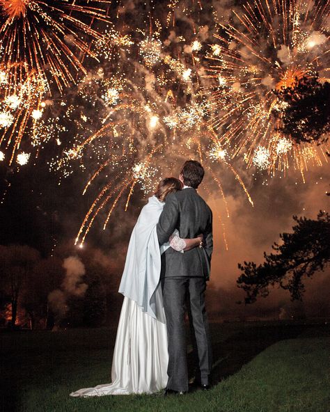 Wedding Fireworks, Unique Wedding Receptions, Wedding Reception Photography, Fireworks Show, Countryside Wedding, Wedding Entertainment, Martha Stewart Weddings, Wedding Dance, E Card