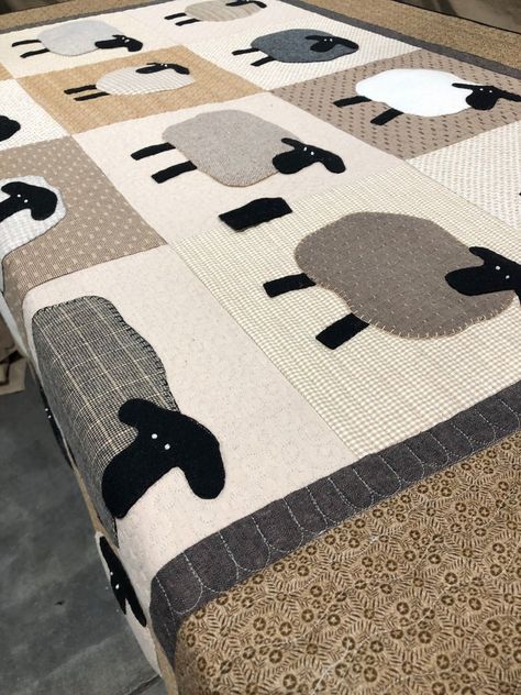 Midway Wool Company - Wool Quilt Patterns - Counting Sheep Quilt Pattern Wool Quilts Patterns, Wool Kits, Nature Decorations, Sheep Quilt, Wool Applique Quilts, Album Quilt, Wool Patterns, House Quilt Patterns, Textiles Art