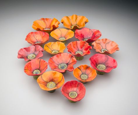 poppy bowls (by Heesoo Lee - Montana Clay) Chris Campbell, Easter Illustration, Ceramic Texture, Clay Texture, Ceramic Platters, Garden Pottery, Clay Design, Clay Flowers, Sculpture Clay