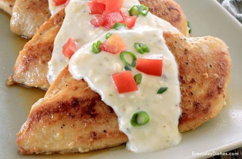 Chicken with Feta Cheese Sauce Recipe Feta Cheese Sauce, Feta Sauce, Creamy Feta, Greek Seasoning, Cheese Sauce Recipe, Everyday Dishes, Citrus Chicken, Dried Tomatoes, Cheese Sauce