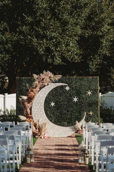 Moon Wedding Theme, Boho Ceremony, Sailor Moon Wedding, Aisle Planner, Starry Night Wedding, Prom Decor, Event Props, Moon Wedding, Wedding Exits