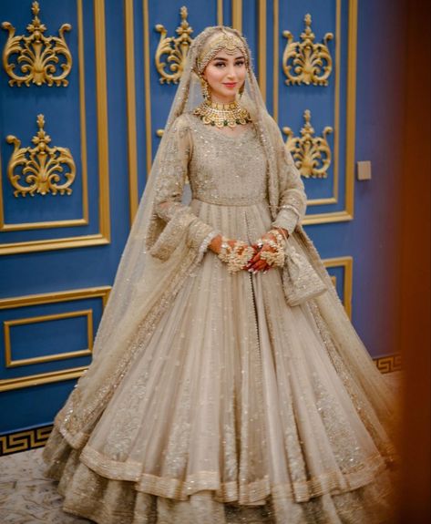 Walima Bridal Dress, Nikkah Brides, Mayon Dresses, Wedding Hijab Styles, Bridal Hijab Styles, Bride Hijab, Hijabi Brides, Nikah Dress, Walima Dress