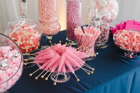 Sweet Bridal Shower Theme, Preppy Candy, Pink Bridal Shower Favors, Bridal Shower Candy Favors, Pink Candy Bar, Bridal Shower Table, Fiesta Bridal Shower, Bridal Shower Balloons, Candy Bar Wedding