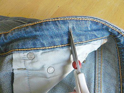 Brillant hack on adding elastic inside jean waist using buttonhole elastic! Adjust Jeans Waist Diy, How To Put Elastic In Waistband Jeans, Elastic In Jeans Waist, Waist Adjustment Jeans, Diy Elastic Waistband Jeans, Add Elastic To Jeans Waist, Adding Elastic To Waistband, Adding Elastic To Jeans Waist, Adjust Jeans Waist