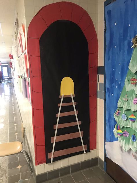 Polar Express Door Decorations, Polar Express Decorations, Polar Express Christmas Party, Polar Express Theme, Train Party Decorations, Diy Christmas Door Decorations, Door Decorations Classroom Christmas, Polar Express Party, Diy Christmas Door