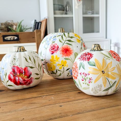 I will be bringing these pumpkins with me to the @the_egp market this Saturday! If you're interested in any before, send me a DM! These pumpkins are handpainted and AREN'T real so you can pull them out every fall for years to come! #handpaintedpumpkins #pumpkins #falldecor #pumpkindecor Pumpkin Floral Painting, Floral Painted Pumpkins, Pumpkin Painting Ideas Flowers, Pumpkin Painting Flowers, Floral Pumpkin Painting, Halloween Pumpkin Crafts, Easy Flower Painting, Flowers Painted, Pumpkin Painting