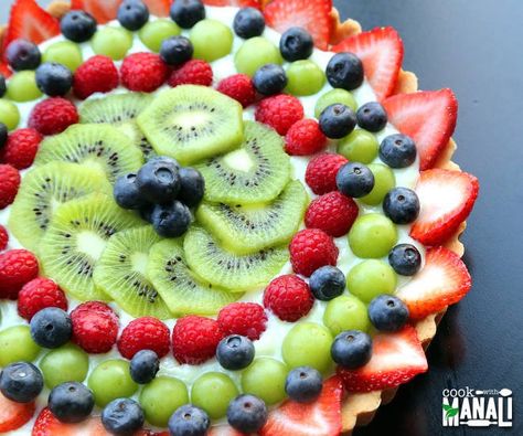 Easy Crust Recipe, Shortbread Crust Recipe, Dessert Pizza Fruit, Mini Fruit Tarts, Fresh Fruit Tart, Fruit Tart Recipe, Easy Puff, Easy Puff Pastry, Fruit Tarts