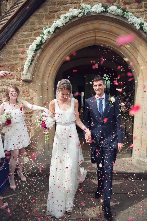 awesomeconfetti shot by Juliet McKee Photography Wedding Games For Kids, English Country Weddings, Country Garden Weddings, Boda Mexicana, Countryside Wedding, Bridal Musings, Wedding Confetti, Dreamy Wedding, Wedding Moments