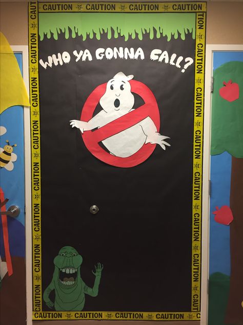 Ghostbusters Halloween board, added kids ghostbusters crafts with their heads attached Ghost Busters Door Decorations Classroom, Ghostbusters Printables, Ghost Buster Pumpkin Carving, Ghostbusters Door Decorations, Ghostbusters Bulletin Board, Ghostbusters Pictures, Halloween Door Decorations Classroom, Ghostbusters Theme, Fun Team Building Activities