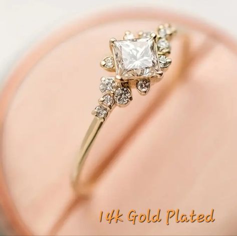 Top Rated Seller Fast Ship Size 6 Synthetic Gemstones Classic And Elegant Every Day Wear. A Gift Worth Giving Pretty Packaging All Reasonable Offers Considered Aquamarine Engagement Ring Gold, Princess Diamond Engagement Rings, Vintage Gold Engagement Rings, Vintage Gold Rings, Princess Cut Moissanite, Antique Engagement Ring, Pear Shaped Engagement Rings, Engagement Ideas, Bridal Ring Sets