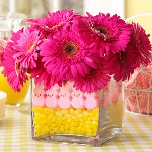 Easter Peeps Centerpiece Peeps Centerpiece, Easter Centerpieces Diy, Easter Food, Dekor Diy, Easter Decorations Dollar Store, Easter Peeps, Easter Centerpieces, Spring Holidays, Centerpiece Ideas