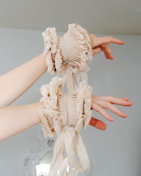 Detachable Cuffs, Beige Wedding, Fabric Bracelets, Beige Outfit, Ruffles Fashion, Elle Magazine, Wrist Cuffs, Dieselpunk, Fashion Mode