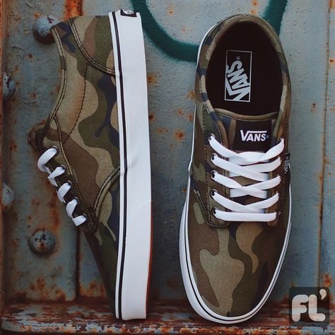 FLUID on Instagram: “Vans 🤙🏾 . . Atwood Camo (Art.VN000TUYU0J) . . . #Skateaboard #camouflage #Vans #Atwood #shoesaddict . . . #BeCool #BeFree #BeFluid” Camo Art, Camo Vans, Camo Outfits, Camo Fashion, Camo Designs, Sneakers Men Fashion, Vans Authentic Sneaker, Men Fashion, Vans Sneaker