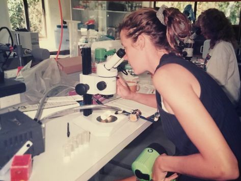 Biologist Aesthetic Lab, Marine Biologist Aesthetic Lab, Marine Biology Student, Marine Biology Aesthetic Lab, Marine Biology Student Aesthetic, Marine Mammalogy, Biology Lab Aesthetic, Marine Biology Lab, Marine Biologist Career