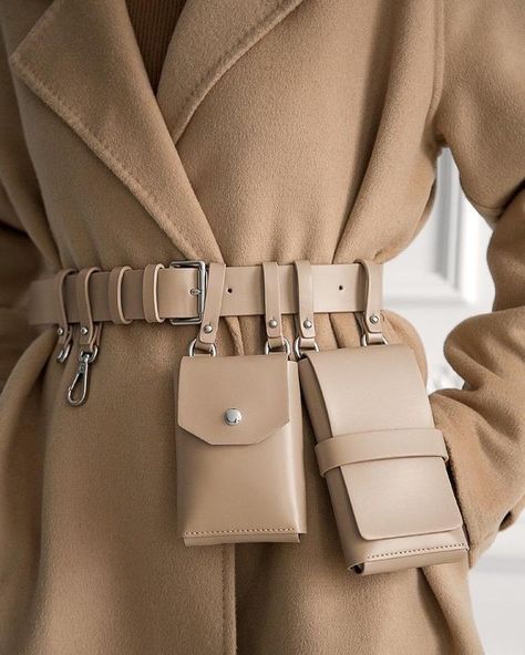 Belt Bag Outfit, Leather Work, Inspiration Mode, Mode Inspiration, Fashion Details, Leather Accessories, Cloth Bags, Leather Fashion, Belt Bag