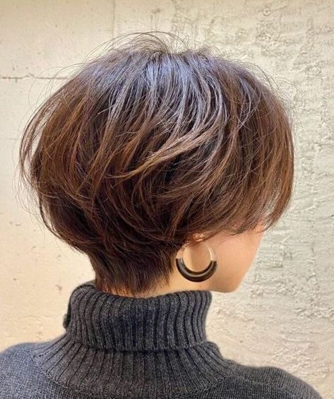 Bob Haircut Ideas, Chic Short Hair, Short Hair Images, Short Haircut Styles, Stylish Short Hair, Amazing Hairstyles, Asian Short Hair, Chin Length Hair, Messy Short Hair