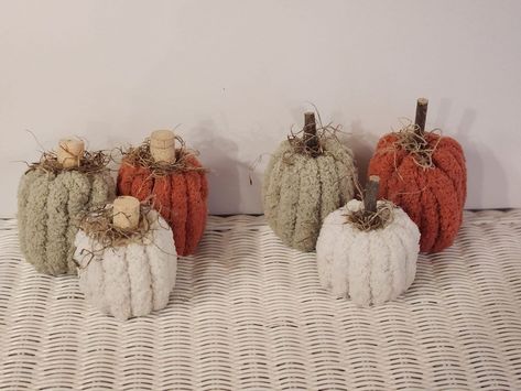 Kristy's Craft Room - Craft Sharing Group | My friend and I made pool noodle pumpkins today Pool Noodle Pumpkin Craft, Pumpkins Made From Pool Noodles, Pool Noodle Pumpkins, Stripping Furniture, Pool Noodle, Fall Craft, Pool Noodles, Store Ideas, Pumpkin Crafts