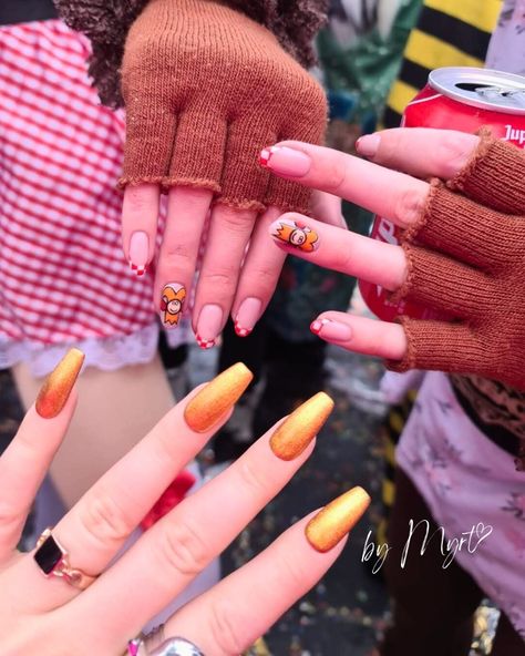 Let's celebrate Kielegat-style! 🥳 From February 11th to 13th, Breda becomes 't Kielegat' during carnival! 🧡 The party vibe starts way before, many people are already starting from Thursday evening! When will I spot you in 't Kielegat? 🎊 Explore my website for more carnival nail inspiration and order your next set of Press on Nails! 💅 Liefs! Customer nails @eva.luatiemomenten ✨ #kielegat #breda #nextset #carnaval Carnival Nails, Party Vibe, Thursday Evening, Gel Nail Designs, Let's Celebrate, Nail Inspiration, Lets Celebrate, My Website, Press On Nails