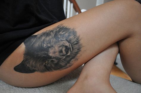 side thigh tattoo of a wolf Wolf Leg Tattoo, Running Tattoos, Tattoo Para, Tattoos For Women On Thigh, Animal Tattoos For Women, Thigh Tattoo Designs, Tattoo Cover Up, Wolf Tattoo Design, Thigh Tattoos Women