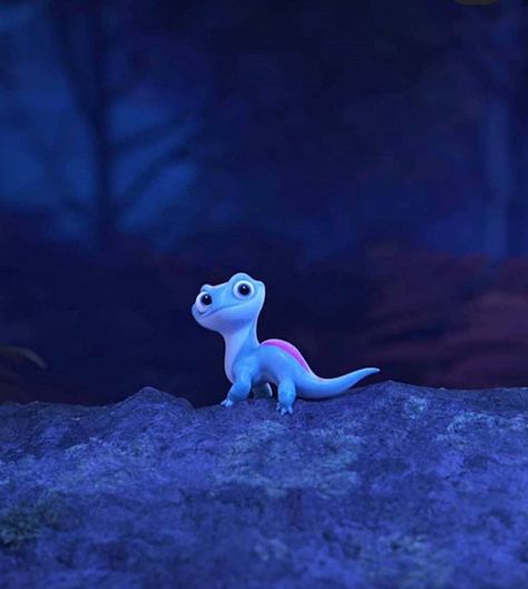 Frozen Lizard, Fire Spirit, Pet Lizards, Cute Lizard, Walt Disney Characters, Frozen Pictures, Disney Animated Movies, Frozen Movie, Disney Icons