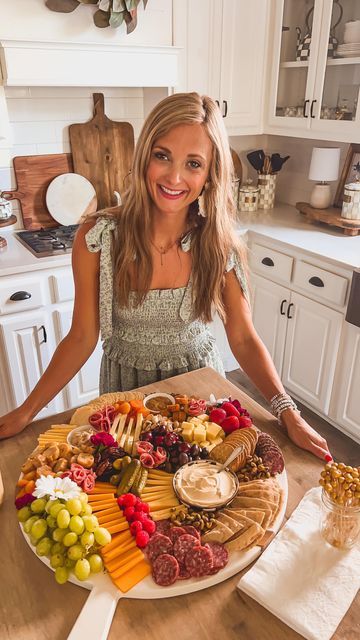 EASY RECIPES: Leanna Laming on Instagram: "Summertime Charcuterie Board! (a d) I love hosting and entertaining friends and neighbors during the summer months. I created a colorful charcuterie board full of cheeses, meats, sausage and more using my favorite items from @boarshead_official. Boars Head is always my go to when selecting high quality meats and cheeses. You can find a vast selection of all the Boars Head products at the deli section of your local grocery store. My fav Boars Head prod Colorful Charcuterie, Bruschetta Board, Irish Cheddar, Cheddar Chicken, Boars Head, Charcuterie Inspiration, Local Grocery Store, Shot List, Entertaining Friends