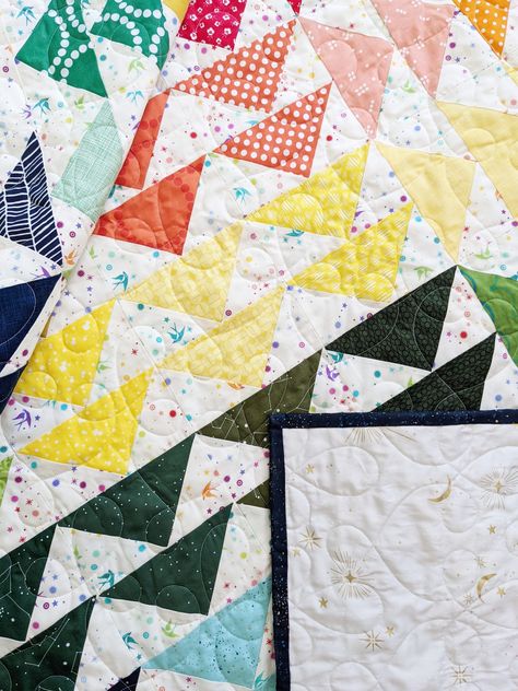 Hi everyone! I’ve got a new free pattern for you! This one is called Radian, and is full of flying geese. If you’ve been wanting to try out four-at-a-time flying geese, here is your opp… Teaching Patterns, Geese Quilt, Quarter Inch Seam, Chalk Pencil, Flying Geese Quilt, Classic Quilts, Star Blocks, Quilt Design, Flying Geese