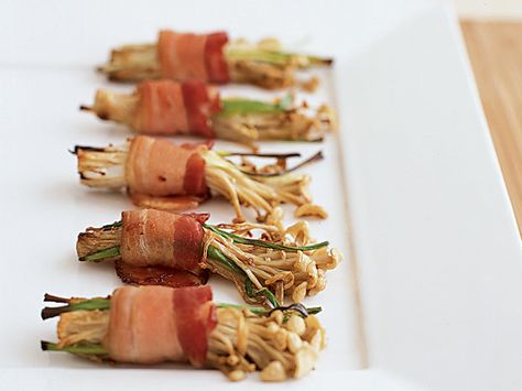 Bacon Wrapped Enoki Mushrooms, Moink Balls Bacon Wrapped, Bacon Wrapped Pickles, Side Dish, Bacon Appetizers, Bacon Burger, Delicious Thanksgiving, Thanksgiving Appetizers, Bacon Recipes