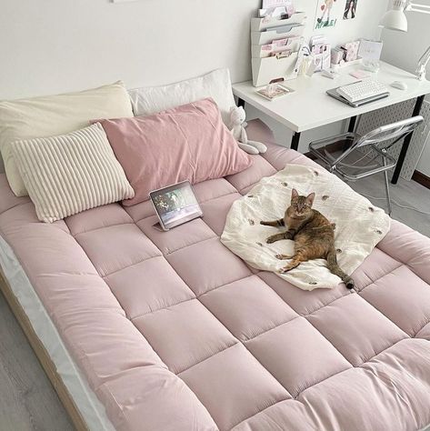 Ideas For Bed, Tout Rose, Beautiful Bed, Pilates Princess, Pastel Room, Princess Room, Girly Room, Master Bed, Cute Bedroom Decor