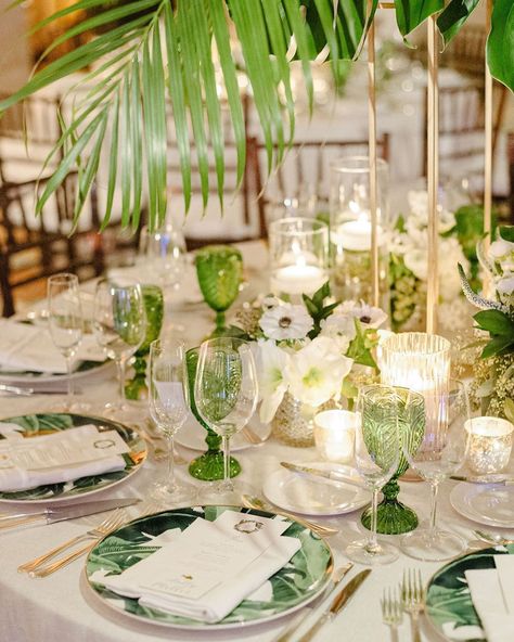 Masi Events on Instagram: “Tables under Palm-style arrangements for this wedding first seen on @overthemoon florals by @parrishdesigns @_pialisa chargers. Photo by…” Palm Tree Wedding Decor, Miami Wedding Ideas, Ballroom Wedding Reception, Tropical Wedding Theme, Miami Wedding Venues, Palm Wedding, Indian Creek, Hawaiian Wedding, Ballroom Wedding