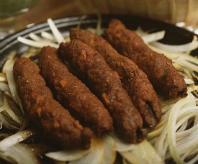 Beef Seekh Kabab Recipe, Islamic Food, Seekh Kabab Recipe, Seekh Kebab Recipes, Seekh Kebabs, Seekh Kebab, Seekh Kabab, Kabab Recipe, Kebab Recipe