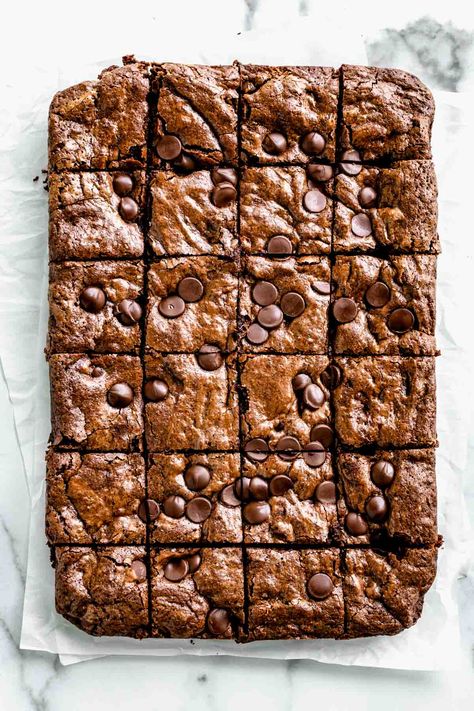 Whole Wheat Brownies Wheat Brownie Recipe, Whole Wheat Baked Goods, Whole Wheat Dessert Recipes, Whole Wheat Desserts, Baking With Whole Wheat Flour, Whole Wheat Brownie Recipe, Whole Wheat Brownies, Simple Brownies, Boxed Brownies